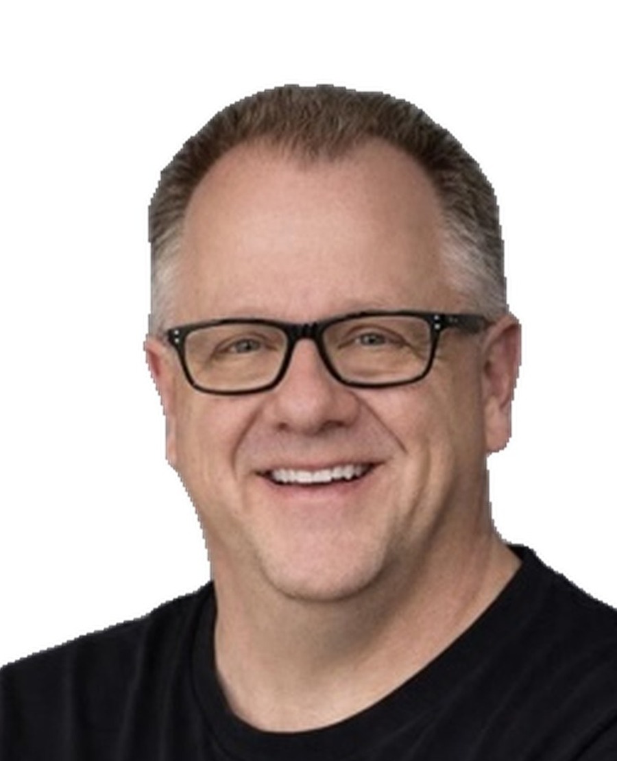 Headshot of Seth Loe
